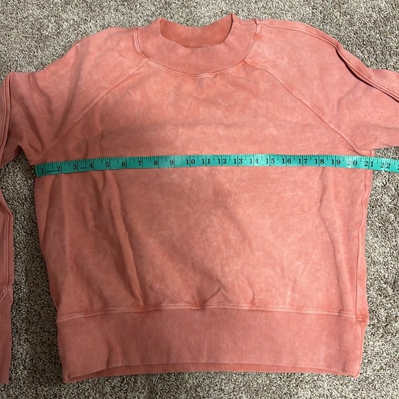 Lululemon Ready to Roll Crew *Dye Acid Rubber Dye Rustic Coral size 10-12? - Picture 9 of 9